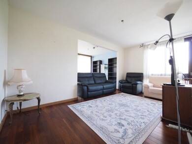 Appartement à louer 1 200 € 4 pièces 2 chambres 82,1 m² Dernier étage, Étage 5/5 Fontenay-le-Fleury 78330