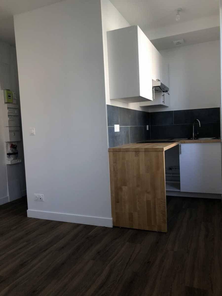 Maison à louer, 16m², IVRY SUR SEINE