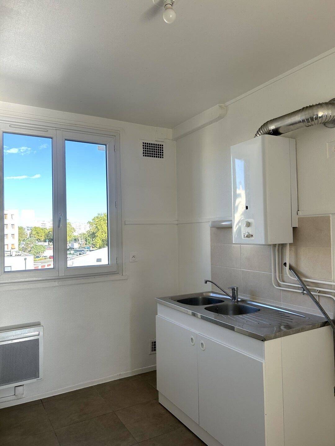Maison à louer, 70m², VENISSIEUX