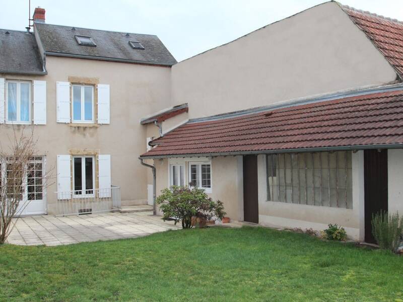 Maison à louer, 108m², DECIZE