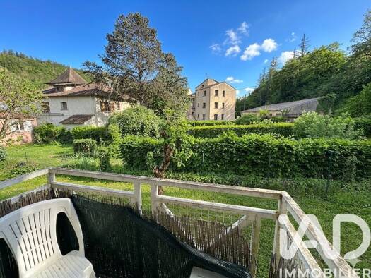 Appartement à vendre 124 000 € 3 pièces 2 chambres 82,3 m² 3 étages Saint Georges Cahors 46000