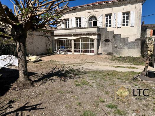 Maison à vendre 233 000 € 6 pièces 3 chambres 166 m² 360 m² de terrain La Terrasse Saint-Loubès 33450