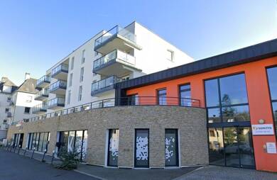 Appartement à vendre 140 000 € 3 pièces 2 chambres 61 m² Étage 2/1 Est Landerneau 29800