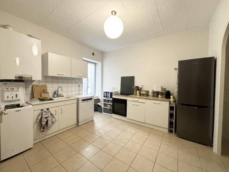 Maison à louer, 60m², FLEURIE