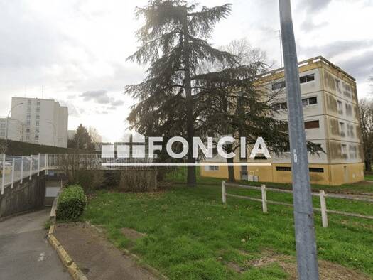 Garage/Stationnement à louer 42 € Croix Blanche-Plein Ciel-Nord Est Le Mée-sur-Seine 77350