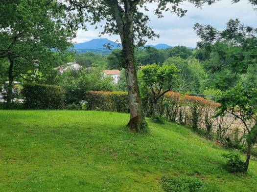 Maison à vendre 1 030 000 € 10 pièces 7 chambres 282 m² 6 510 m² de terrain Villefranque 64990