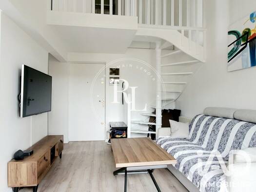 Duplex à vendre 240 000 € 3 pièces 1 chambre 39 m² 2 étages Les Sablons Tourgéville 14800