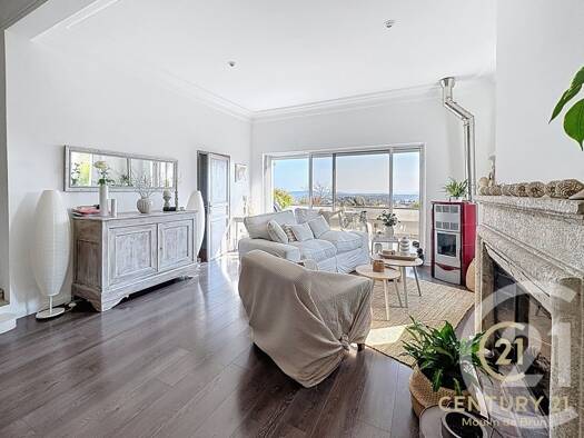 Appartement à louer 2 000 € 3 pièces 2 chambres 98,5 m² RDC Grasse 06130