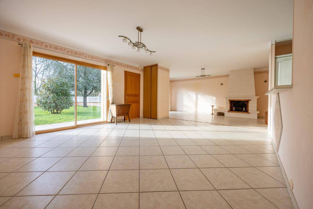 Maison à vendre, 125m², SAINT LUMINE DE COUTAIS