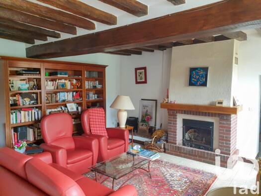 Maison de plain-pied à vendre 141 500 € 4 pièces 2 chambres 102 m² 999 m² de terrain Les Ormes 89110