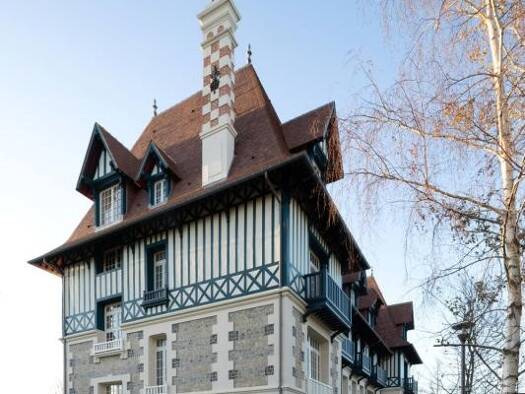 Appartement à louer 690 € 1 pièce 39 m² RDC/3 Hennequeville-Zone Callenville Trouville-sur-Mer 14360