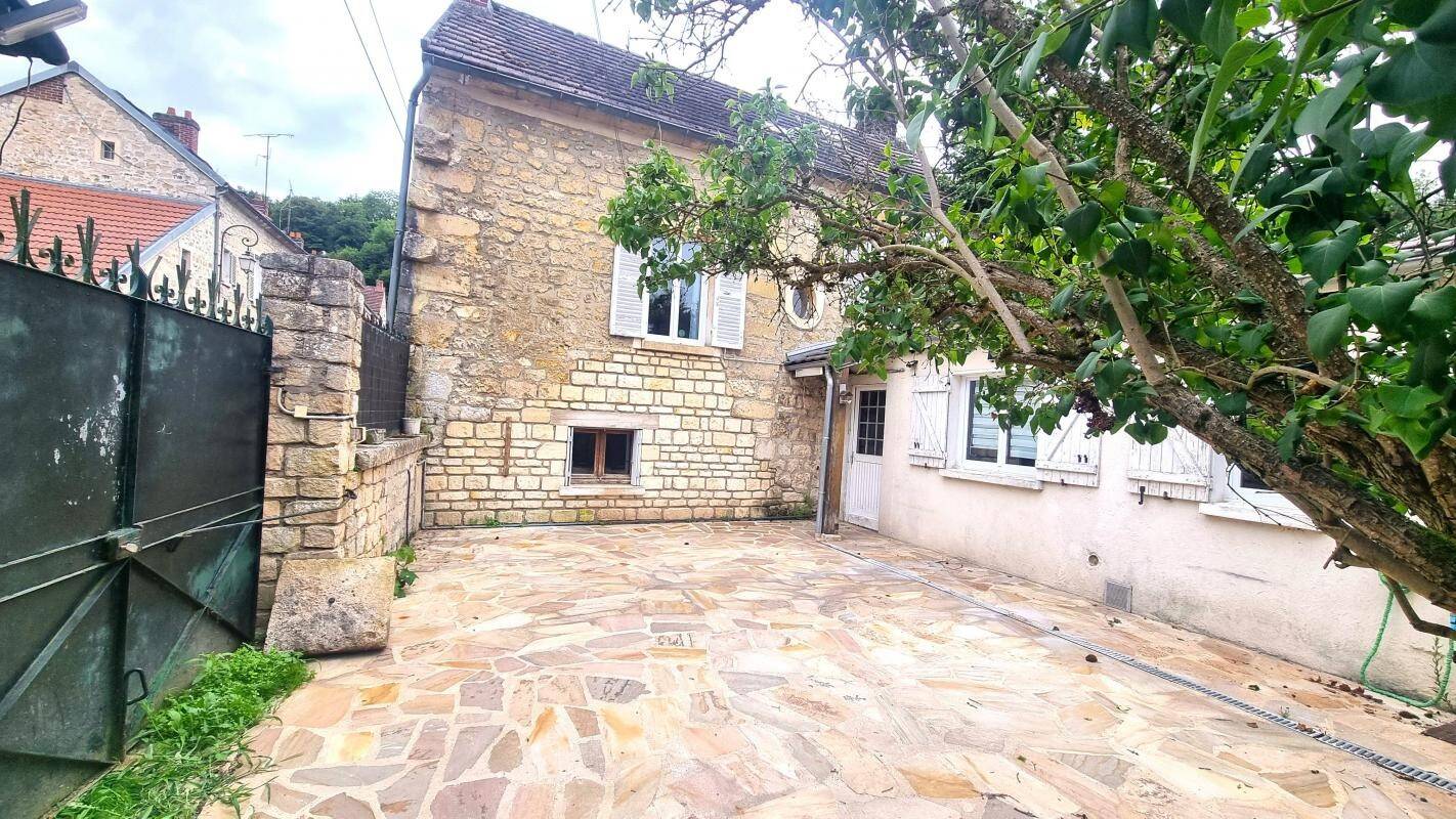 Maison à vendre, 95m², NESLES LA VALLEE