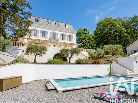 Demeure à vendre 1 300 000 € 9 pièces 8 chambres 250 m² 2 029 m² de terrain Gréoux-les-Bains 04800