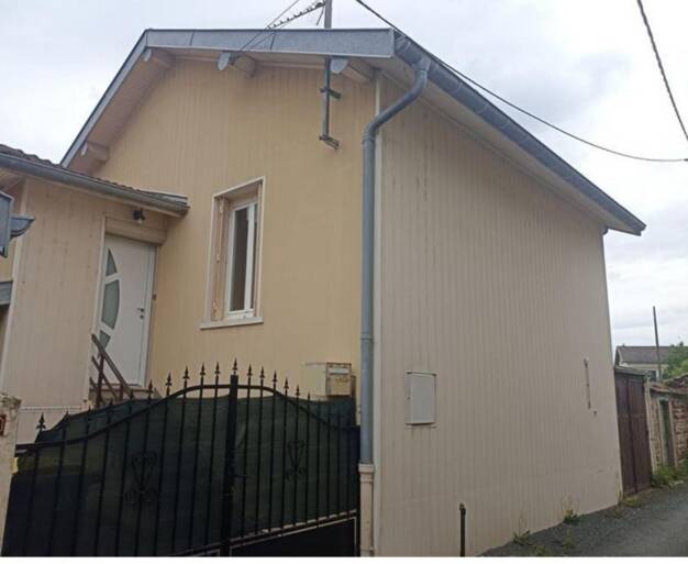 Maison à vendre 154 000 € 3 pièces 2 chambres 59 m² 168 m² de terrain Lent 01240