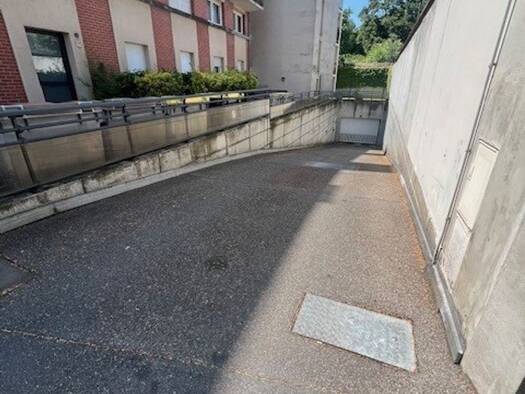 Parking à louer 40 € 13 m² Briand Franklin Nord Mulhouse 68200