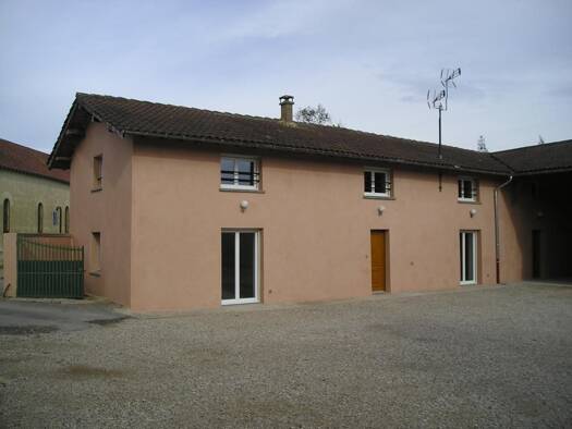 Maison à vendre 140 000 € 4 pièces 3 chambres 101 m² 233 m² de terrain La Chapelle-du-Châtelard 01240