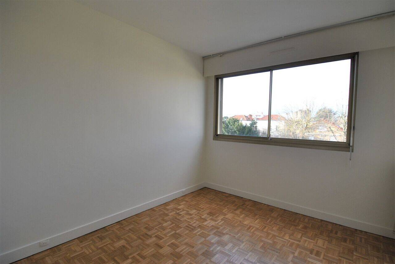 Maison à louer, 36m², SAINT MAUR DES FOSSES