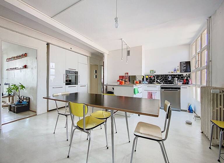 Appartement à vendre 210 000 € 4 pièces 3<br/>chambres 63 m²<br/>superficie 11/19<br/>étage Toulouse 31300