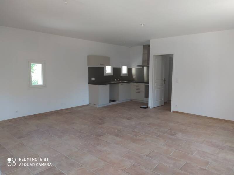 Maison à louer, 74m², GRANS