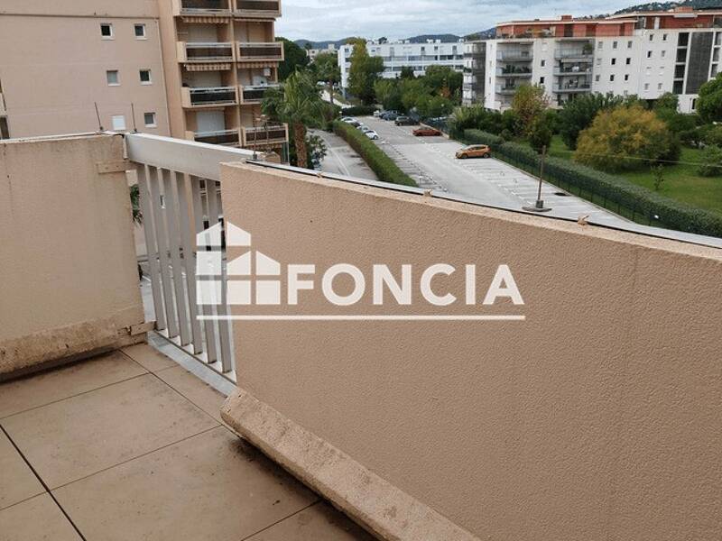 Maison à louer, 31m², LE LAVANDOU