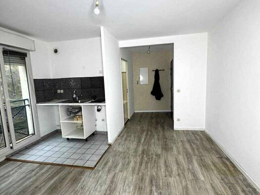 Studio à vendre 106 000 € 1 pièce 27 m² Étage 2/4 Meulan-en-Yvelines 78250