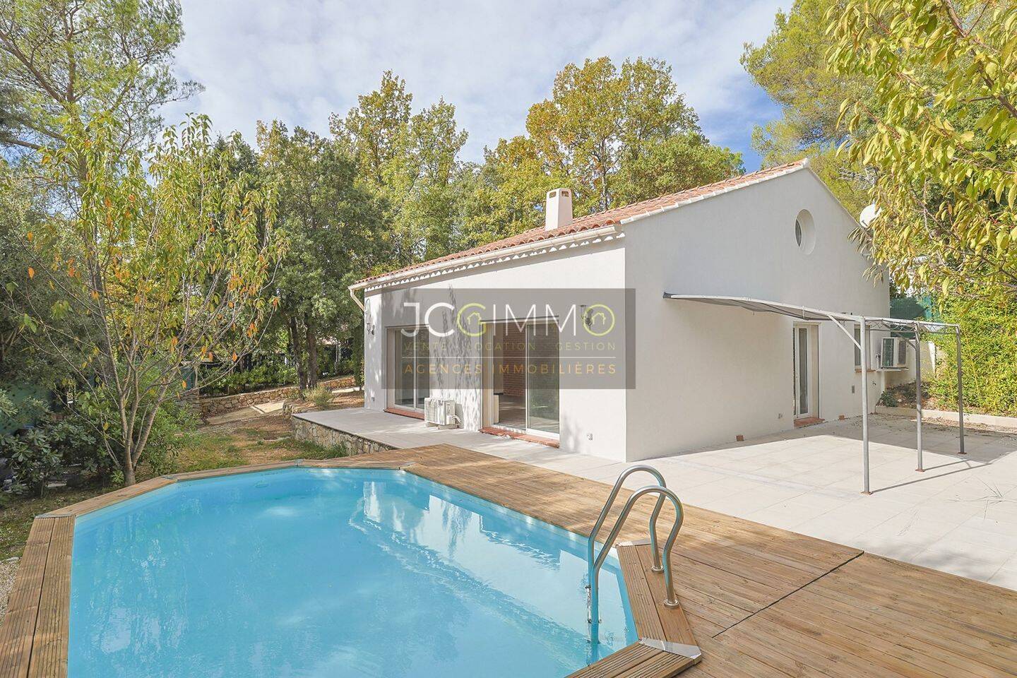 Maison à vendre, 131m², LA ROQUEBRUSSANNE