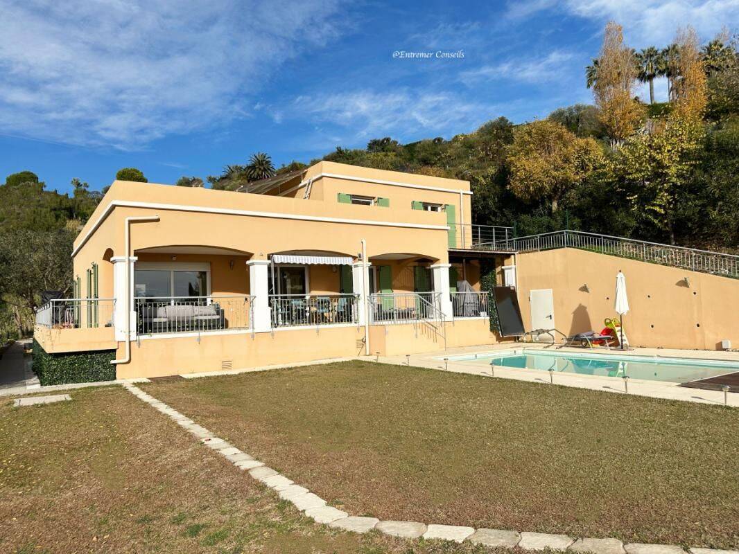 Maison - Nice - 200m² — 2