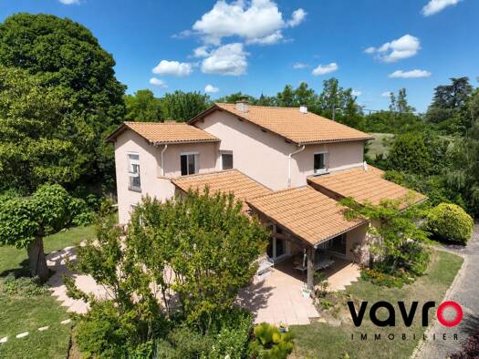 Maison à vendre 595 000 € 7 pièces 5 chambres 200 m² 1 251 m² de terrain Neyron 01700