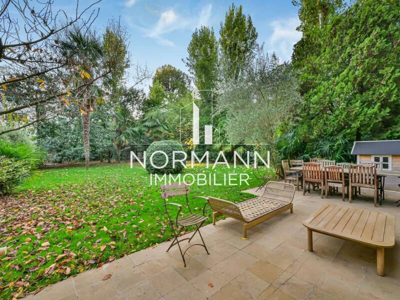 Maison à vendre, 440m², NEUILLY SUR SEINE
