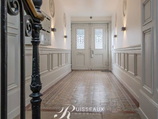 Duplex à vendre 250 000 € 3 pièces 2 chambres 74 m² Étage 2/2 Dijon 21000