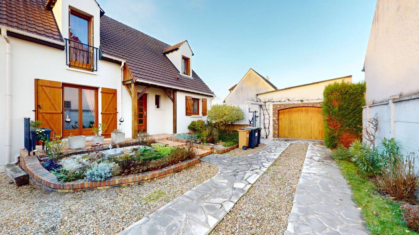 Maison à vendre, 108m², MONTIGNY LES CORMEILLES