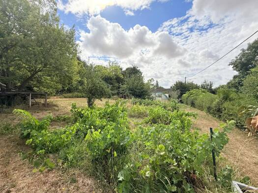 Terrain constructible à vendre 262 500 € 2 112 m² de terrain Boutardes Vernon 27200
