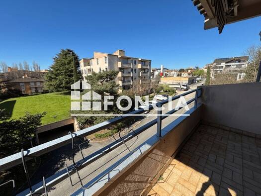 Appartement à louer 984 € 3 pièces 2 chambres 73 m² Étage 3/4 Montaudran - Lespinet Toulouse 31400