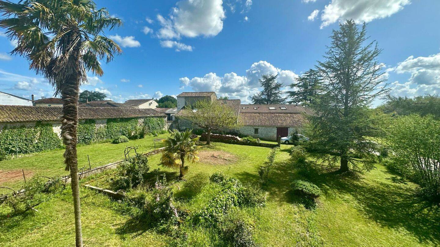 Maison à vendre, 183m², LA CHAPELLE DES POTS