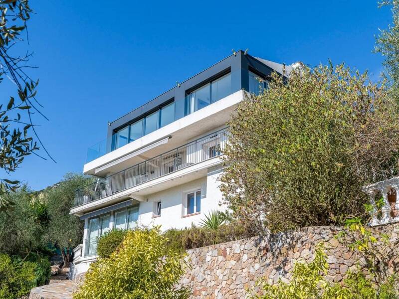 Maison à vendre, 233m², GATTIERES
