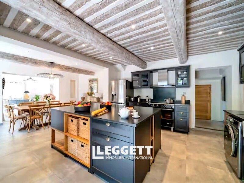 Maison à vendre, 142m², EYGALIERES
