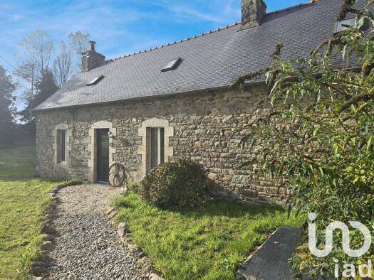 Maison de plain-pied à vendre 188 000 € 5 pièces 3 chambres 168 m² 4 021 m² de terrain Plésidy 22720