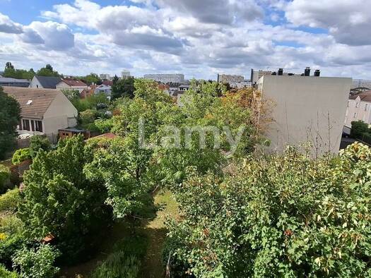 Appartement à louer 860 € 2 pièces 31,1 m² 2ème étage Rueil sur Seine-Plaine-Gare Rueil Malmaison 92500