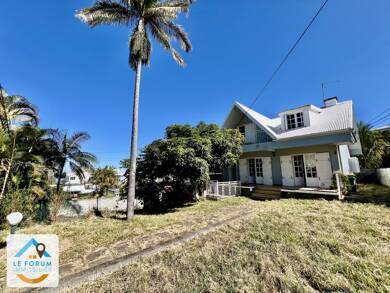 Villa à vendre 339 000 € 9 pièces 6 chambres 213 m² 510 m² de terrain Le Tampon 97430