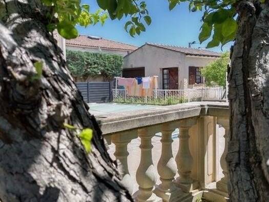 Maison de plain-pied à louer 850 € 2 pièces 1 chambre 40 m² Châteauneuf-les-Martigues 13220