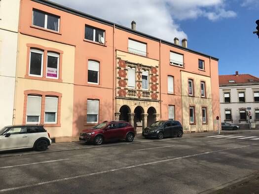 Appartement à louer 735 € 4 pièces 3 chambres 92 m² Étage 1/3 Centre  Forbach 57600
