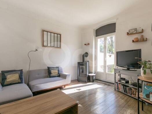 Maison de ville à vendre 239 000 € 3 pièces 2 chambres 69 m² 15 m² de terrain Bord de Marne Champs-sur-Marne 77420