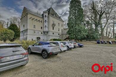 Appartement à vendre 211 000 € 3 pièces 2 chambres 58,7 m² Centre Ville Est Bourgoin-Jallieu 38300