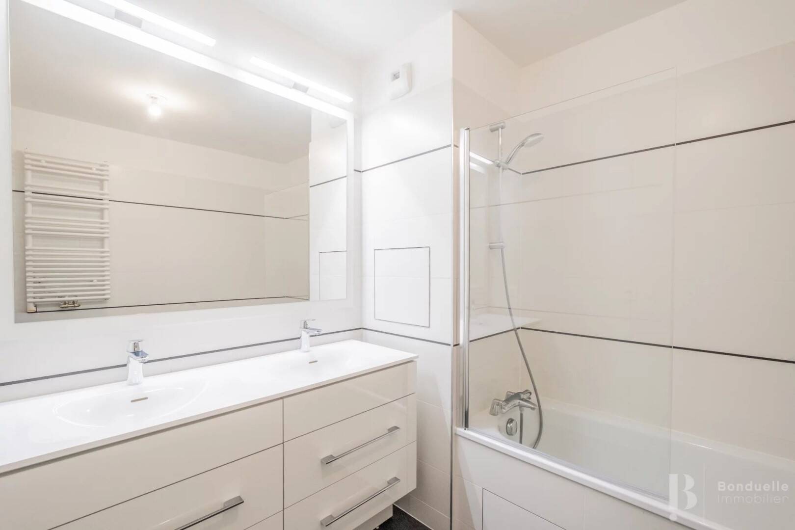 Maison à louer, 94m², COURBEVOIE