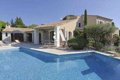 Maison à vendre 1 575 000 € 7 pièces 4 chambres 200 m² 1 329 m² de terrain Maussane-les-Alpilles 13520