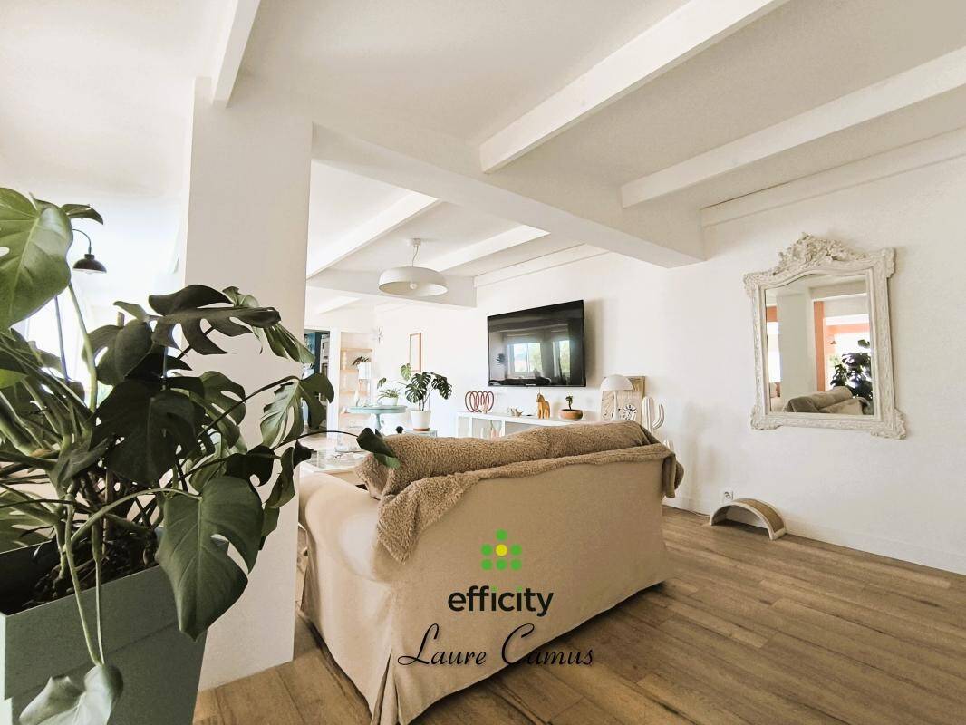 Maison à vendre, 226m², LONGEVILLE SUR MER