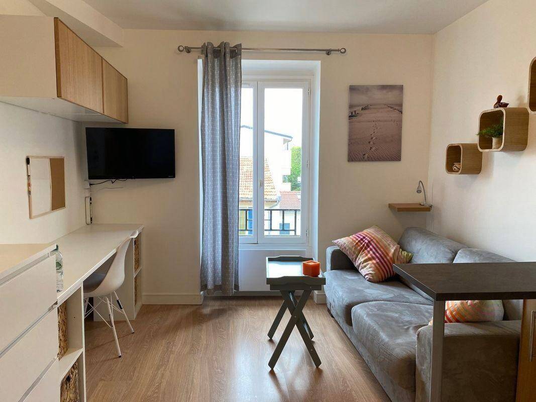 Maison à louer, 20m², NANTERRE