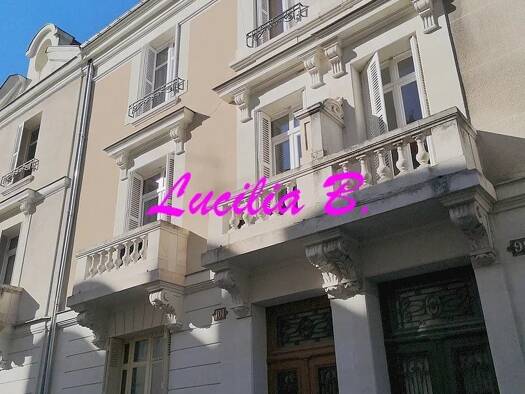 Appartement à louer 786 € 2 pièces 1 chambre 53,3 m² RDC Tours 37000