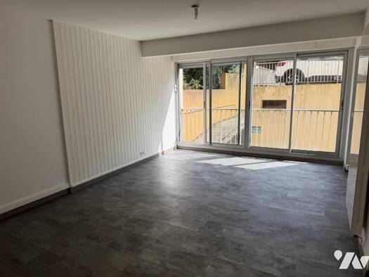 Appartement à vendre 157 250 € 3 pièces 2 chambres 79,67 m² 1er étage Saint-Brieuc 22000