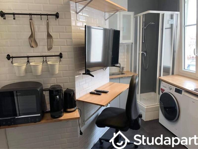 Maison à louer, 10m², PARIS 17E